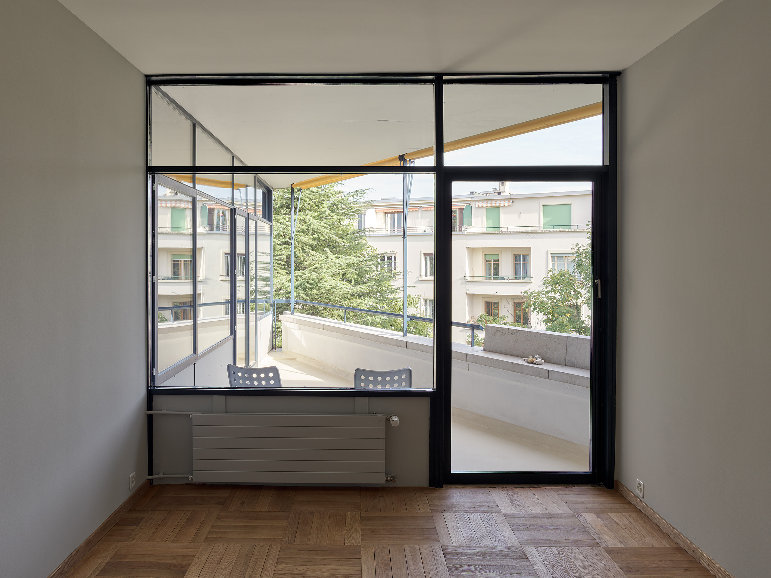 Ahp0046 AIQ4 002651 J2560